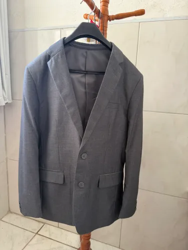 Terno Cia. do Terno Londres Slim Cinza - Tam. 46 (Blazer) / 40 (Calça)