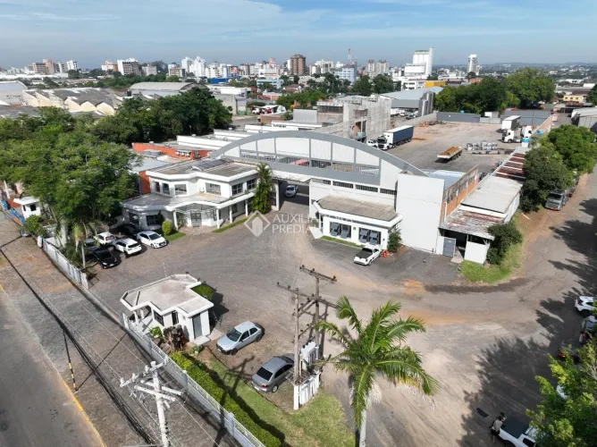 Terreno com 3.767 m² e 422 m² de área administrativa no bairro Marechal Rondon