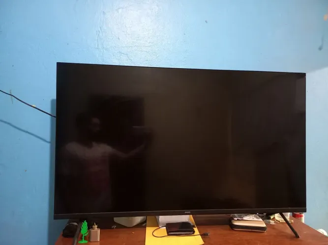 Tv Philips, seminova, com 7 meses de uso apenas.