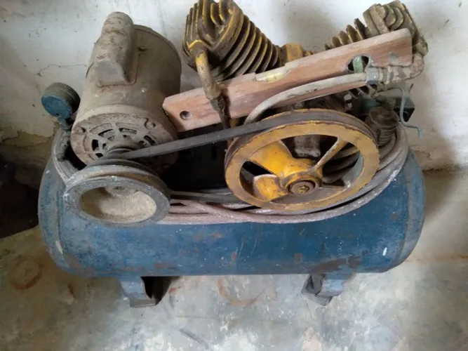 Compressor de ar R$1.500