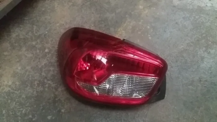 Lanterna Kwid
