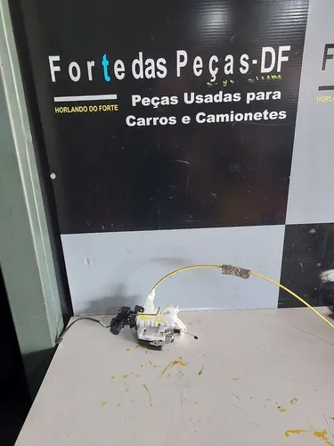 Fechadura Da Porta Dianteira Direita Mecânica Saveiro Gol Voyage G5 G6