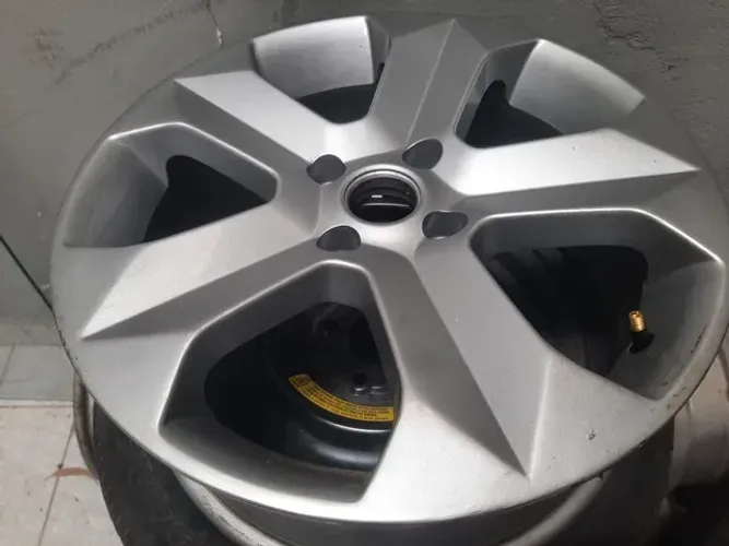 Roda aro 17 Estrela Prata Peugeot 207 jogo 4x108 