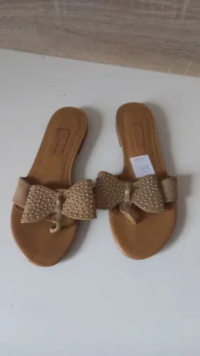Chinelo couro 33