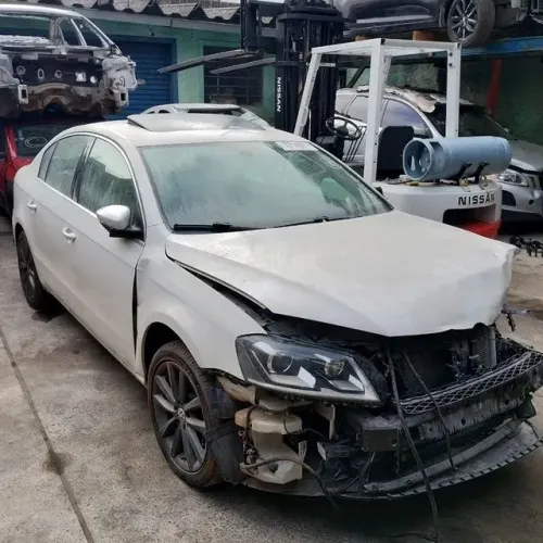 Passat 2.0 2011 2012 Airbag Motor Retrovisor Capo Porta Farol Lantena Sucata