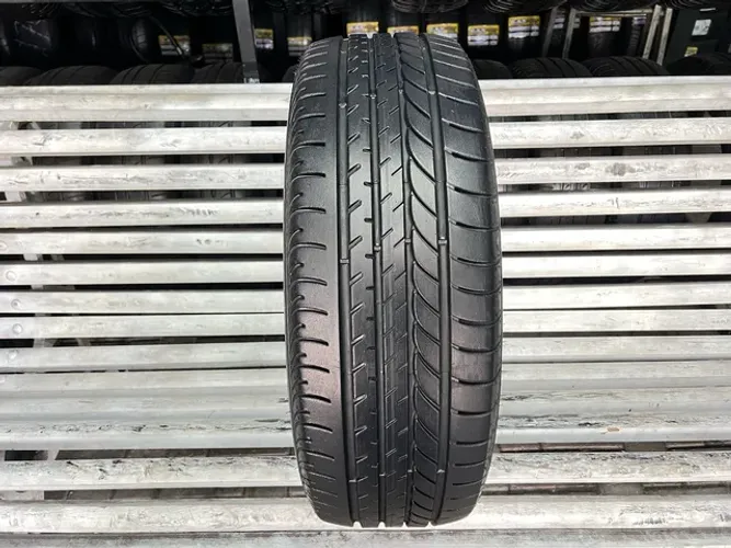 Pneu 185/55/16 Goodyear EfficientGrip (Excelente de borracha) / Pneu 185/55R16