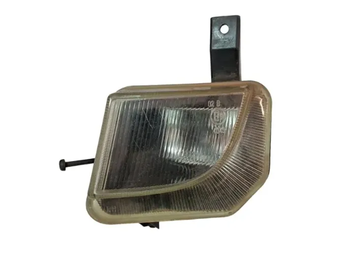 Farol de milha Astra 2003/11 com detalhes