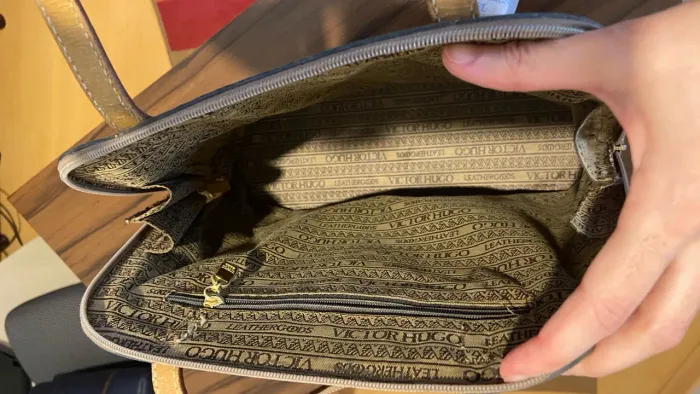 Bolsa Victor Hugo de Couro Original