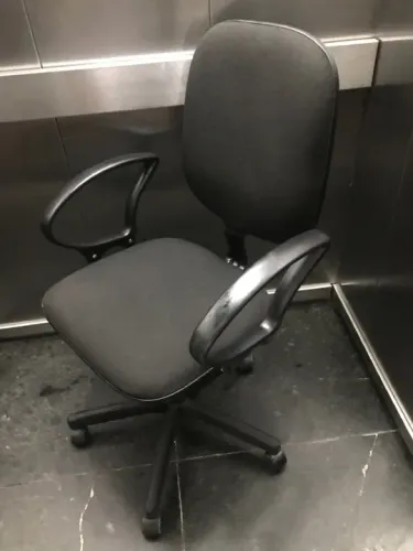 Cadeira diretor giratória