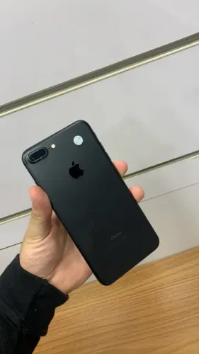 iPhone 7 Plus Preto