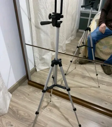 Tripé para celular e câmera
