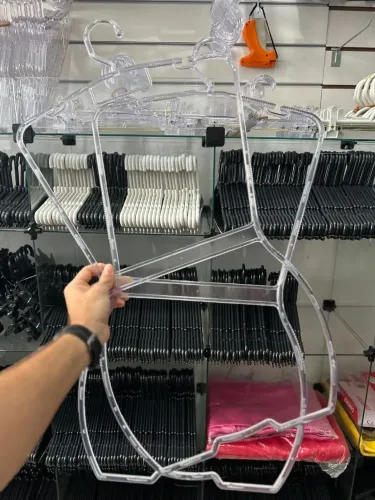 Cabide cristal silhueta novo( loja)