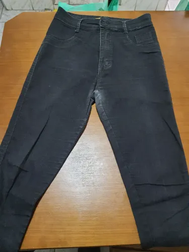 Calça Jeans Preta Sal e Pimenta 