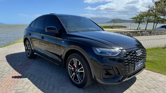 Audi Q5 SB P Black. 2.0 TFSIe S.tr. QT (hib.) 2023