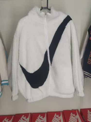 Promoção Jaqueta Nike Big Swoosh Dupla Face 
