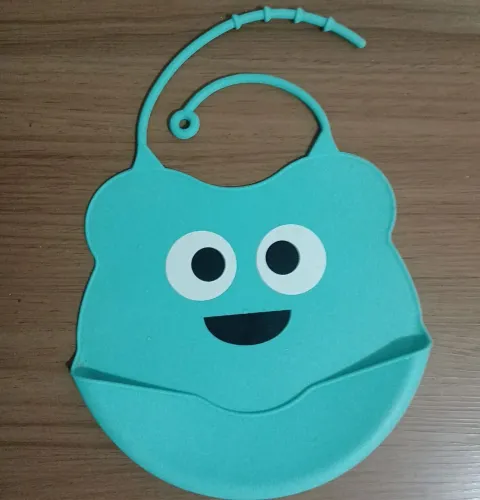 BABADOR INFANTIL DE SILOCONE