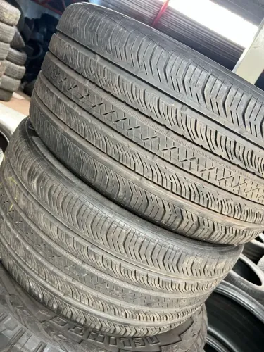 Pneu 285/40/21 Continental  75 % Vida Util.