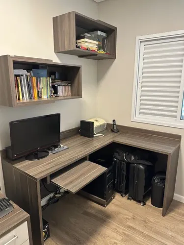 Mesa TODESCHINI de escritório canto com gaveteiro em MDP