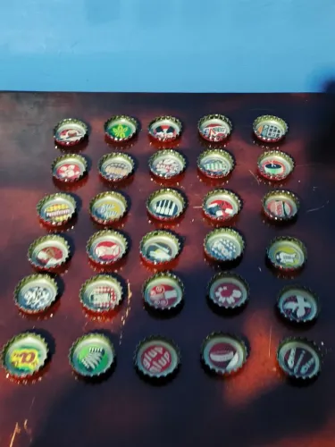 Coleção completa de 30 tampinhas coca cola som na tampa 