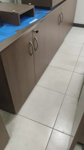 Móveis de Escritório: Armário 4 portas