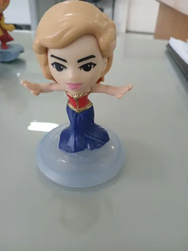 Miniatura da Mulher Maravilha