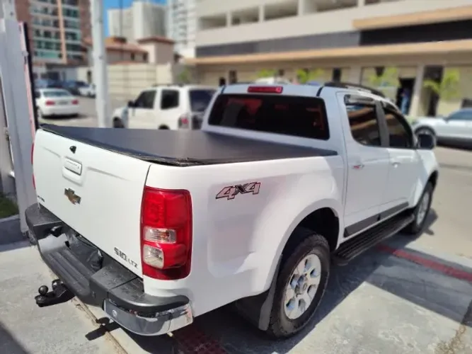 Chevrolet S10 Pick-up LTZ 2.5 Flex 4X4 CD 2015