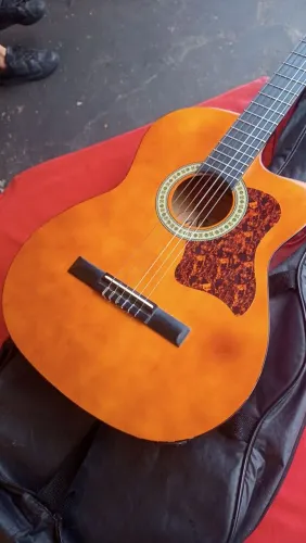 JV Luthier violões