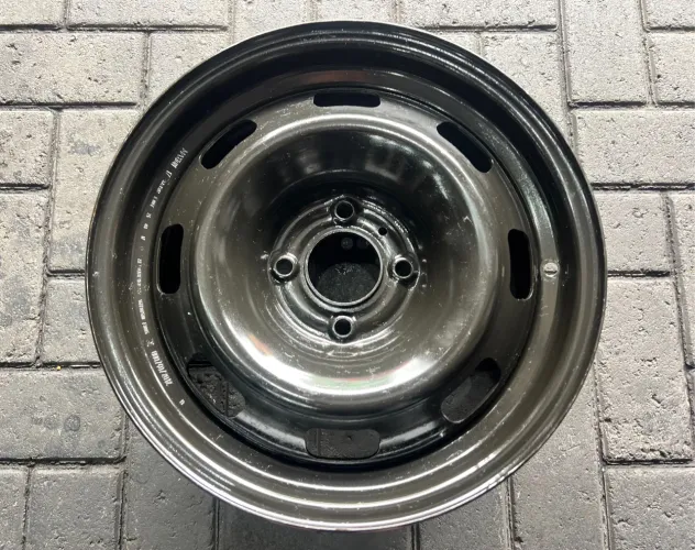 Roda de Ferro 15 Peugeot 4x108 / Roda Ferro Aro 15 Peugeot 