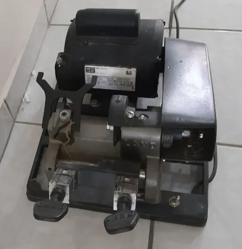 Máquina para copiar chave