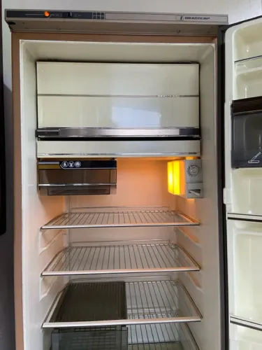 Geladeira Brastemp 360L