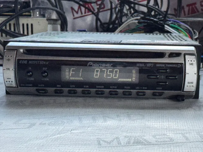 Cd rádio e com Bluetooth Pioneer deh-2850mp na promoção so 299,99