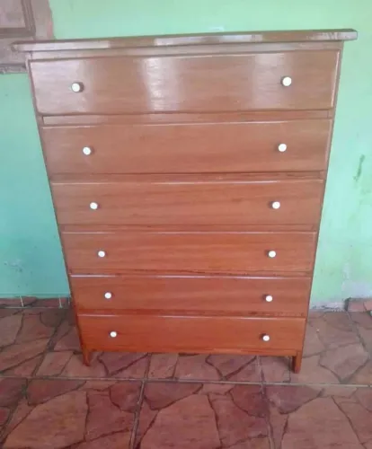 Cômoda de 6 gavetas 