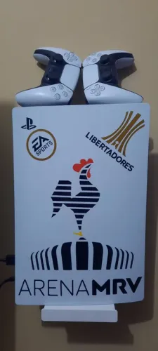 Customização em adesivos cortados em impressora plother como preferir.