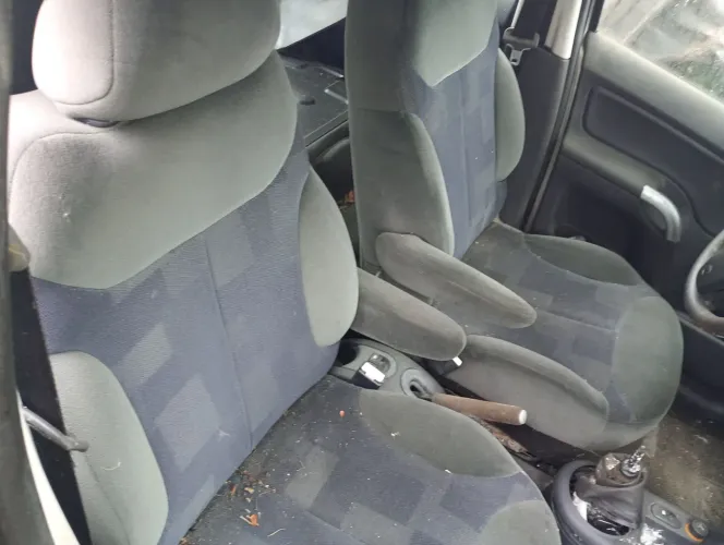Bancos Citroen C3 2004/2010