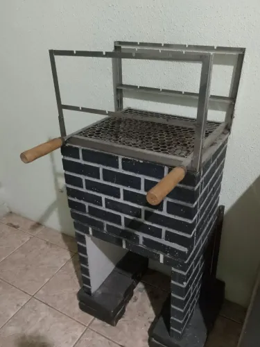 Churrasqueira Preta Completa