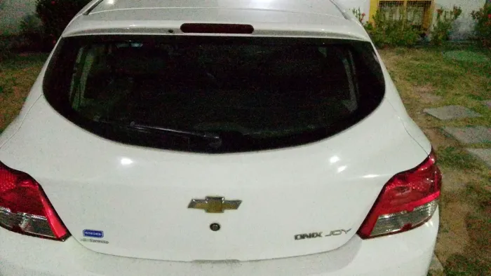 Chevrolet Onix JOY Hatch 1.0 8V Flex Mec. 4P 2017