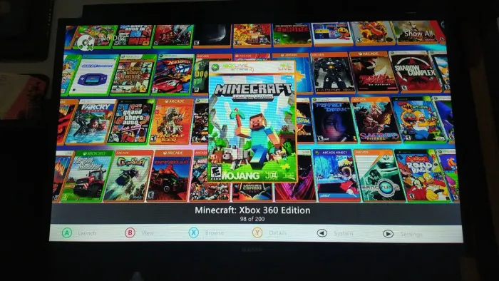Disco rígido com 250 jogos para Xbox 360