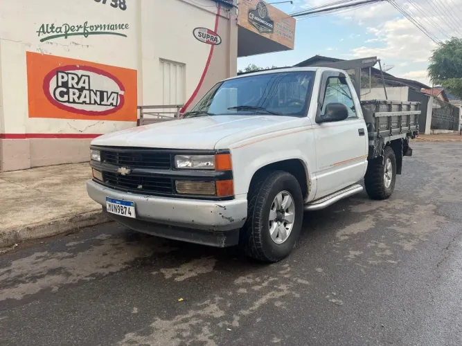 Silverado D20 ano 98 Maxion 