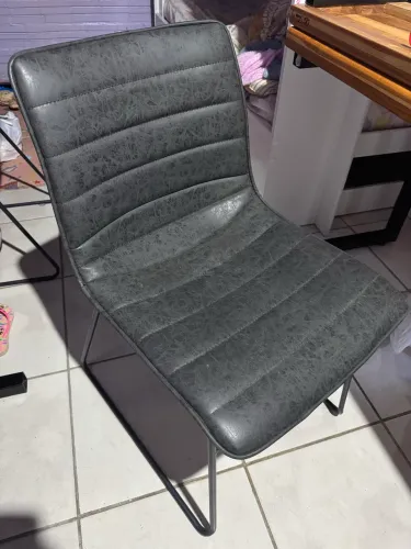 Cadeira estofada