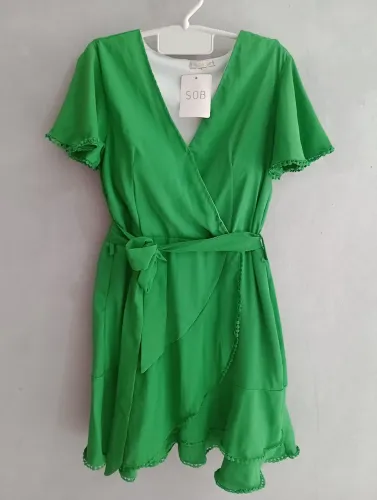 Vestido transpassado com amarração