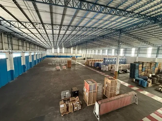 Excelente Galpão Industrial e Logístico 3.500m² c/ 10m de Pé Direito na Av. do Turismo