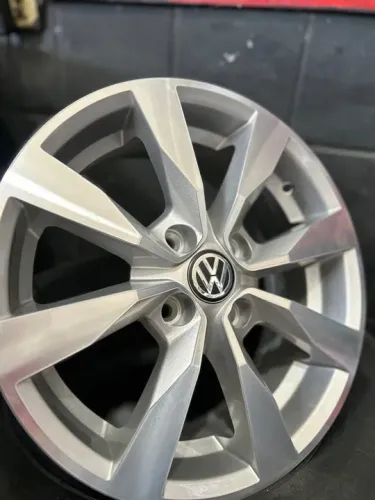 Jogo de rodas novas r15 modelo Volkswagen 