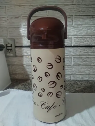 Garrafa térmica Aladdin Coffe.Café de 1 litro