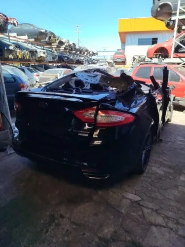 Sucata Ford Fusion Titanium 2.0 234cv ( Disponível para retirada de peças)