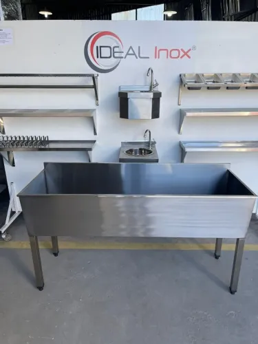 Cuba tanque industrial com pés em inox - fabricamos em diversas medidas