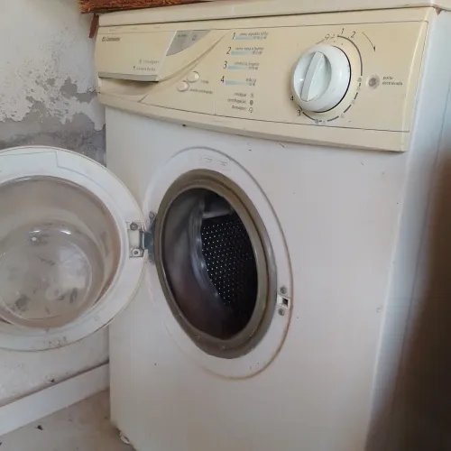 Máquina de lavar roupa Continental