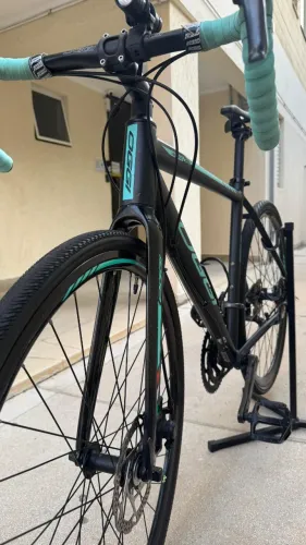 Bicicleta Speed Oggi Velloce Disc 2019  Preto e Verde