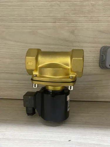VALVULA SOLENOIDE ROSCA VS040B08024F 1.1/2 130C