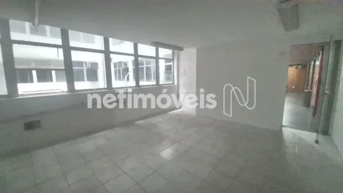 SALA COMERCIAL NO COMÉRCIO