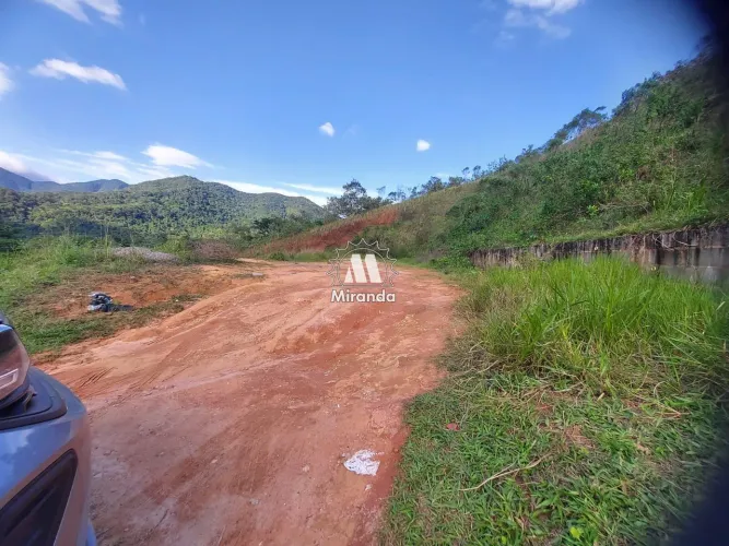 Lote de 481m² + 10.000m², na Cotia, bem localizado, linda vista